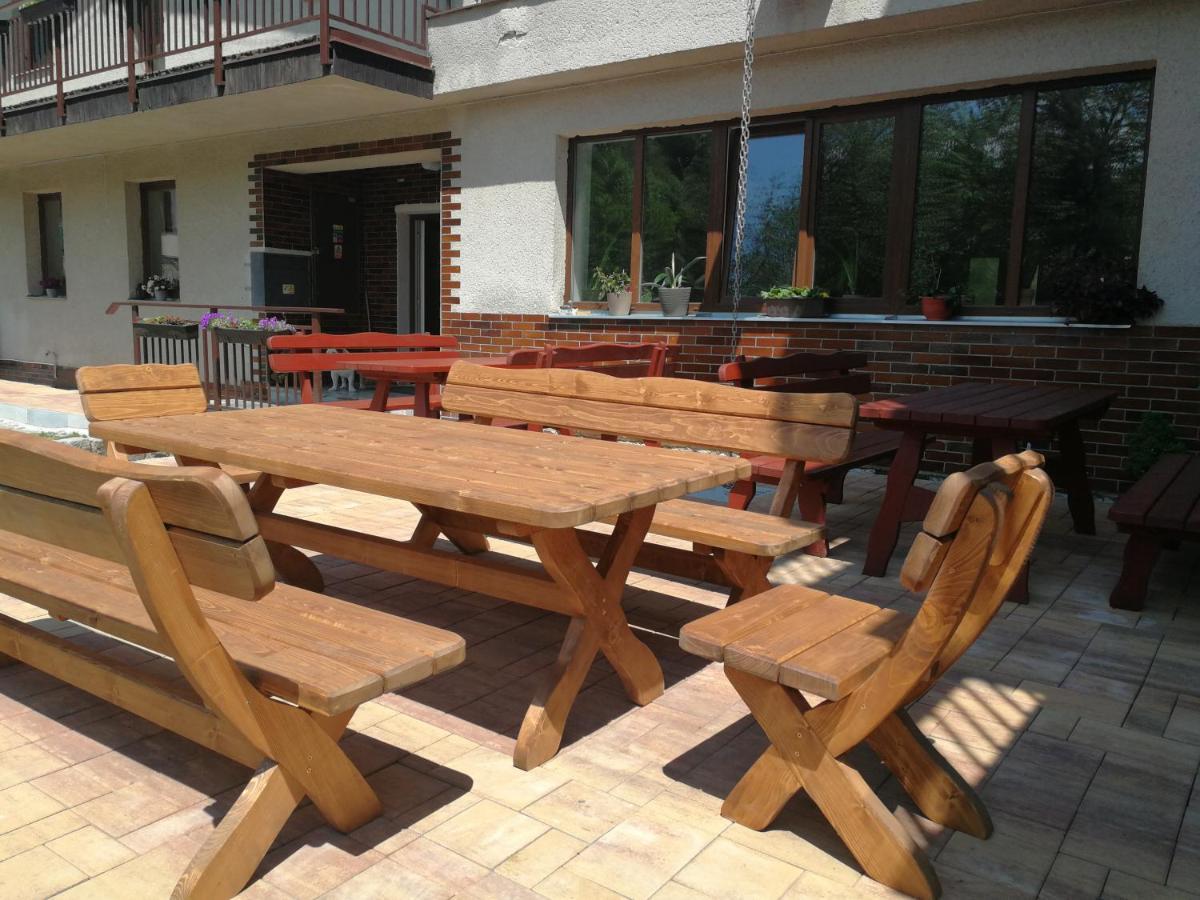 Penzion U Kluju Vestin Luaran gambar