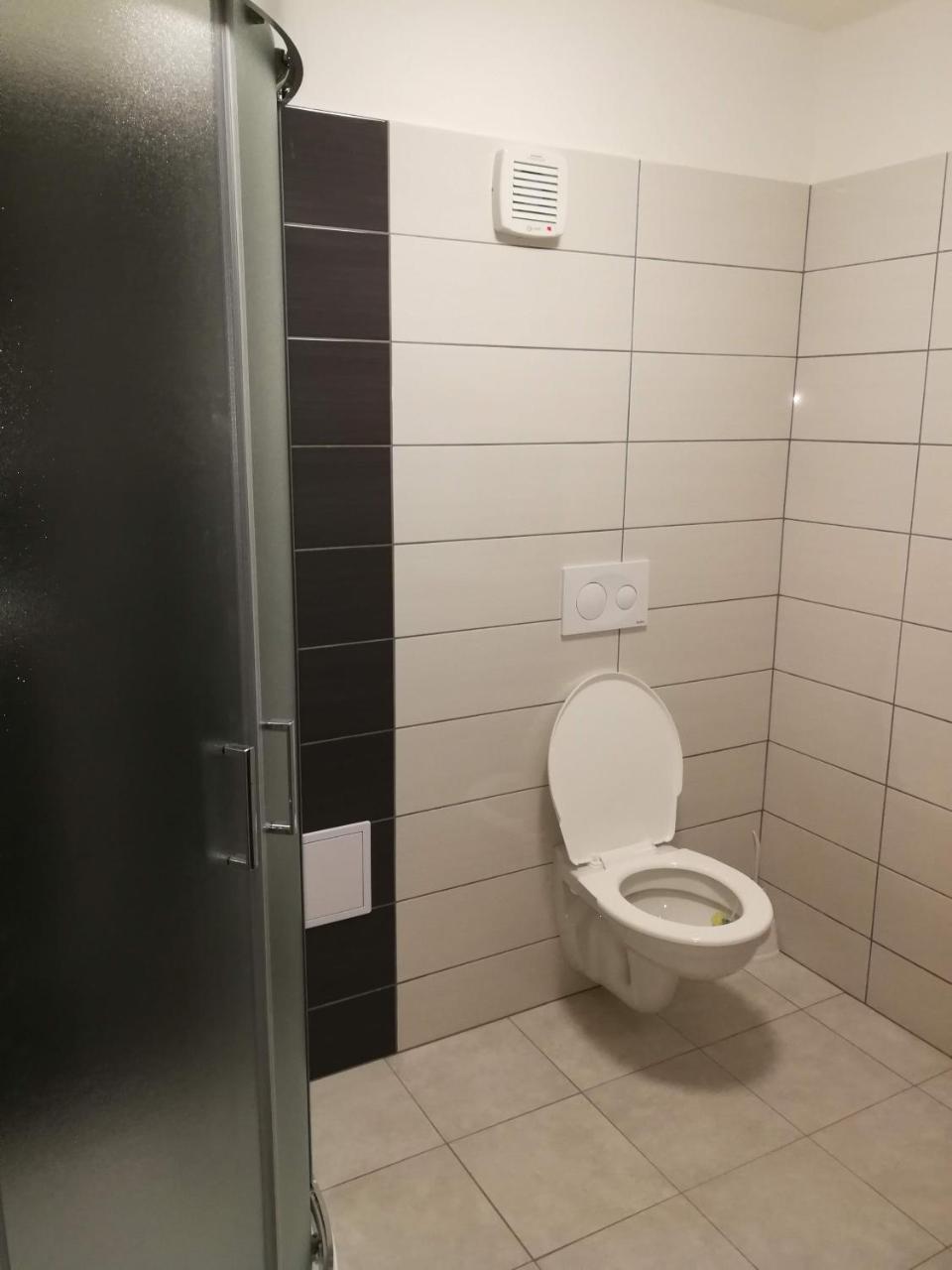 Penzion U Kluju Vestin Luaran gambar